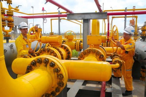 can-bo-kiem-tra-bao-duong-the-thong-pccc